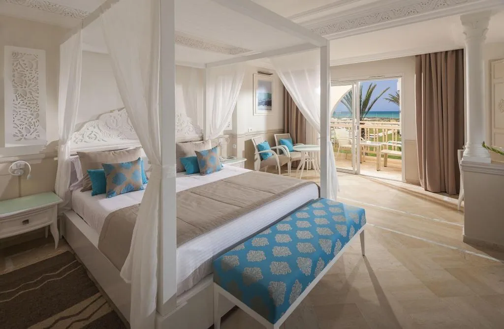 Double or Twin SUPERIOR QUEEN BED Room, TUI BLUE Palm Beach Palace, Tunisia