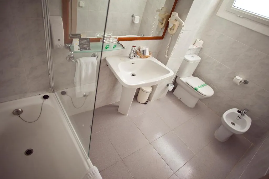 SINGLE STANDARD Room, Subur Maritim, Costa Brava