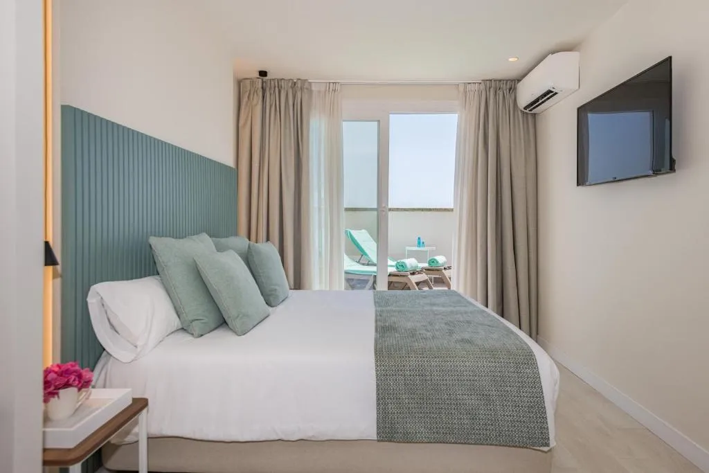 JUNIOR SUITE STANDARD Room, Eurosalou & Spa, Costa Dorada