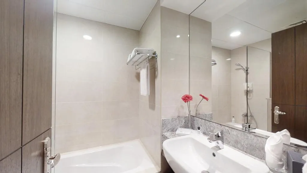 STUDIO STANDARD Room, SUHA Creek, Waterfront Al Jaddaf, Dubai