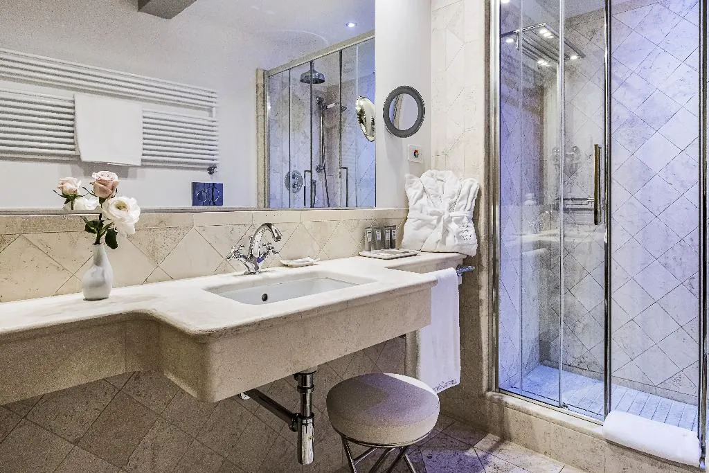 DOUBLE SUPERIOR KING BED Room, Monastero di Cortona Hotel & Spa, Perugia