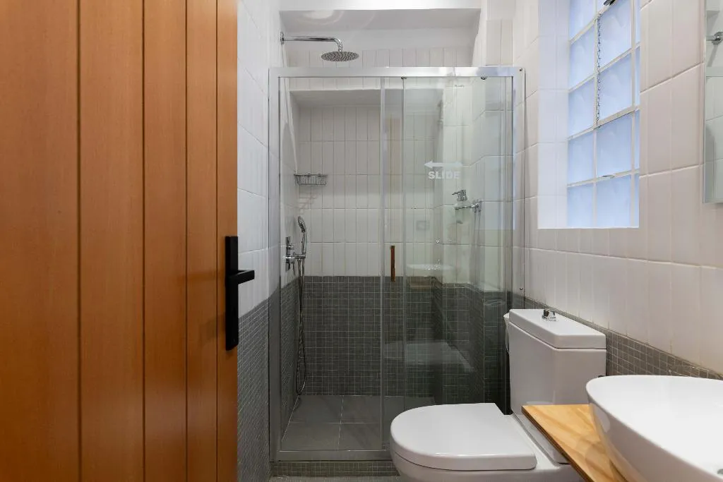 DOUBLE SUPERIOR WITH TERRACE Room, Parea, Athens