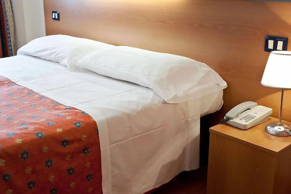 Room, Hotel San Remo, Rome