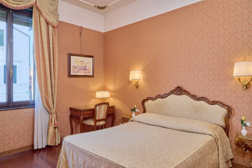 Double or Twin DELUXE Room, Locanda Vivaldi, Venice