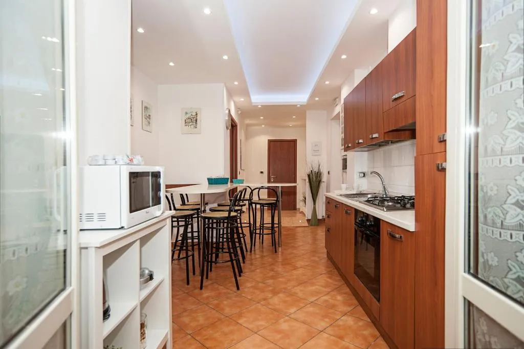 Room, Magicfiverooms, Rome
