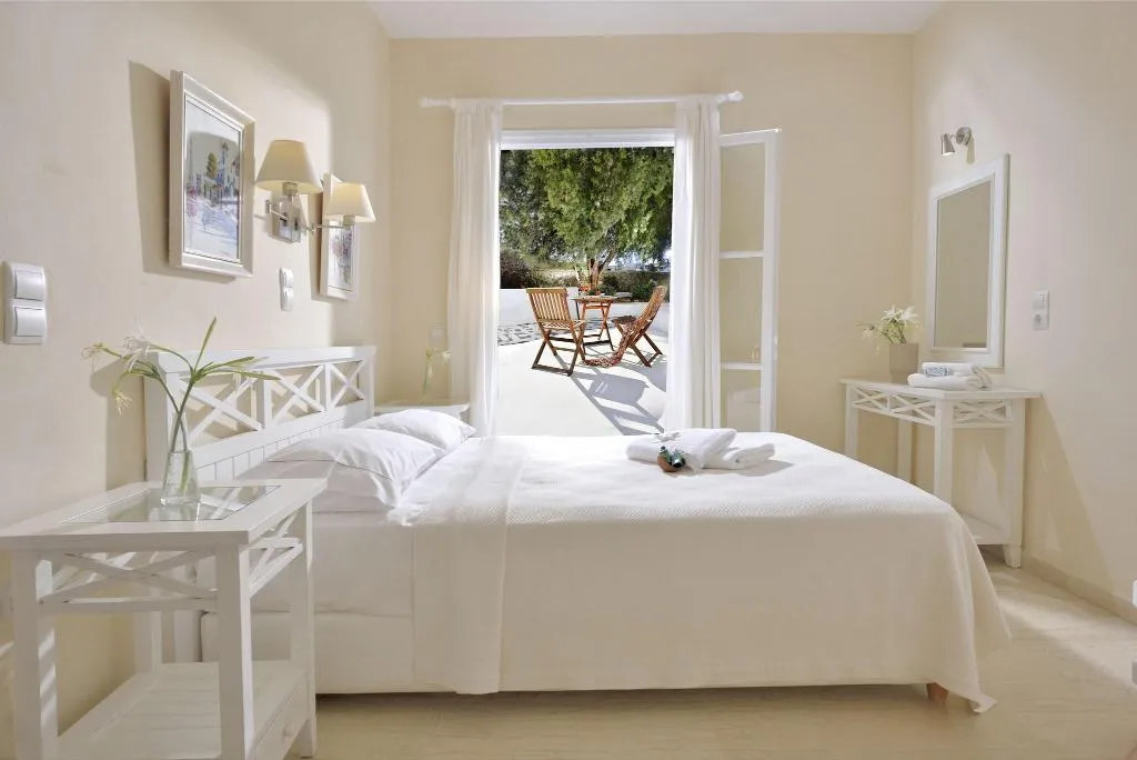 Double or Twin WITH TERRACE Room, Erato, Mykonos