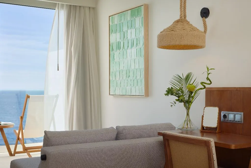JUNIOR SUITE STANDARD Room, Meliá Ibiza, Ibiza