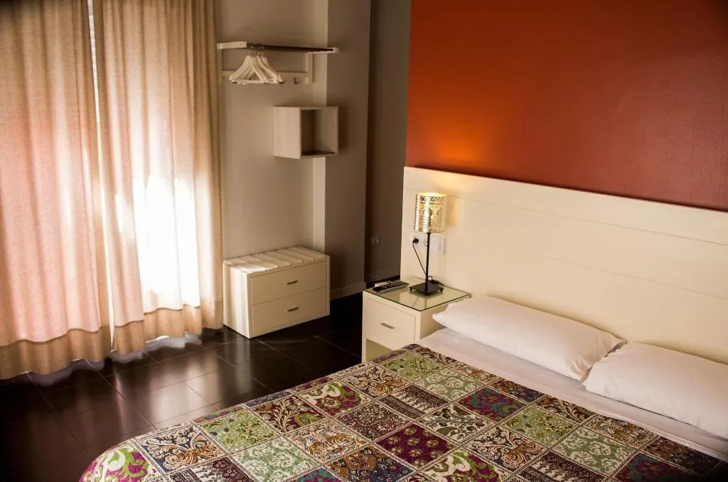 Room, Hostal San Vicente Ii, Seville