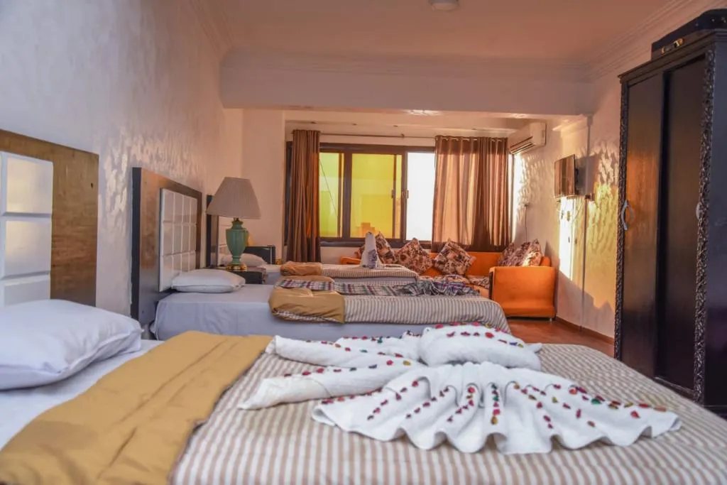 TRIPLE THREE BEDS Room, Nile Sky Hotel and Suites, Cairo
