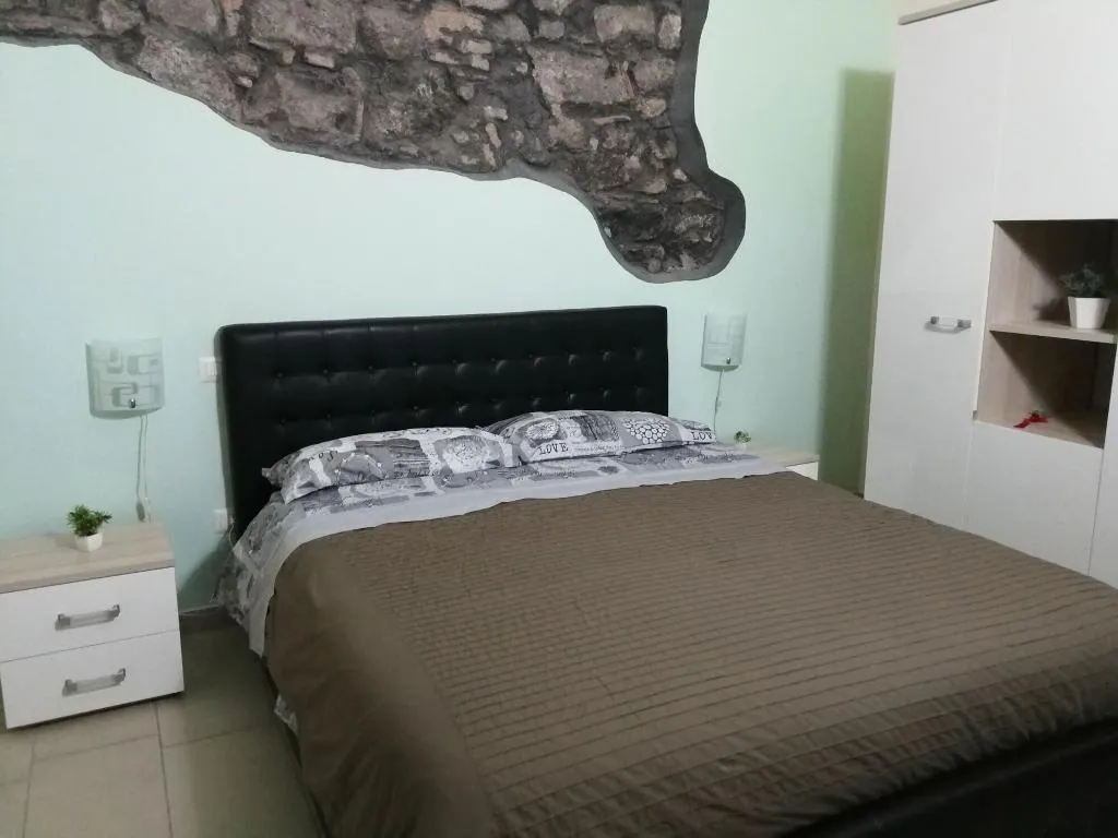 Room, Dante Rooms, Catania