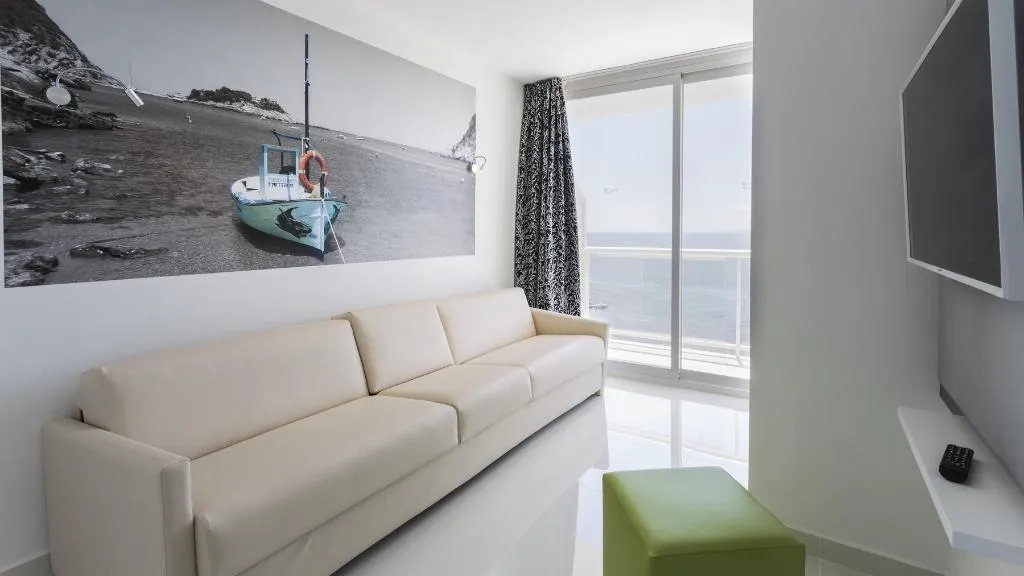 JUNIOR SUITE CAPACITY 4 Room, Sirenis Hotel Tres Carabelas & SPA, Ibiza