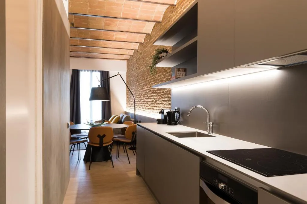 APARTMENT THREE BEDROOMS Room, Aspasios Sagrada Familia Apartments, Barcelona