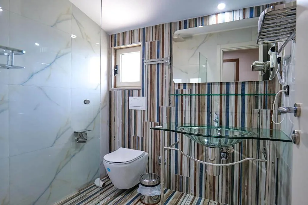 Room, Hotel Semajo, Kavaje