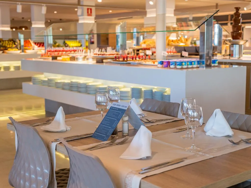 Restaurant, Golden Taurus Aquapark Resort, Costa Brava