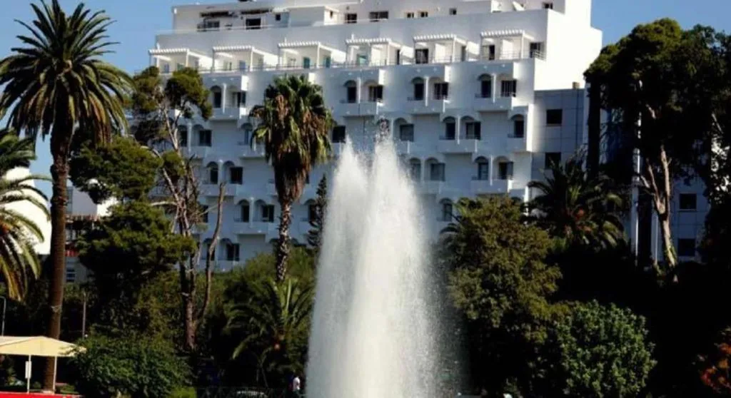 General view, Les Ambassadeurs, Tunisia