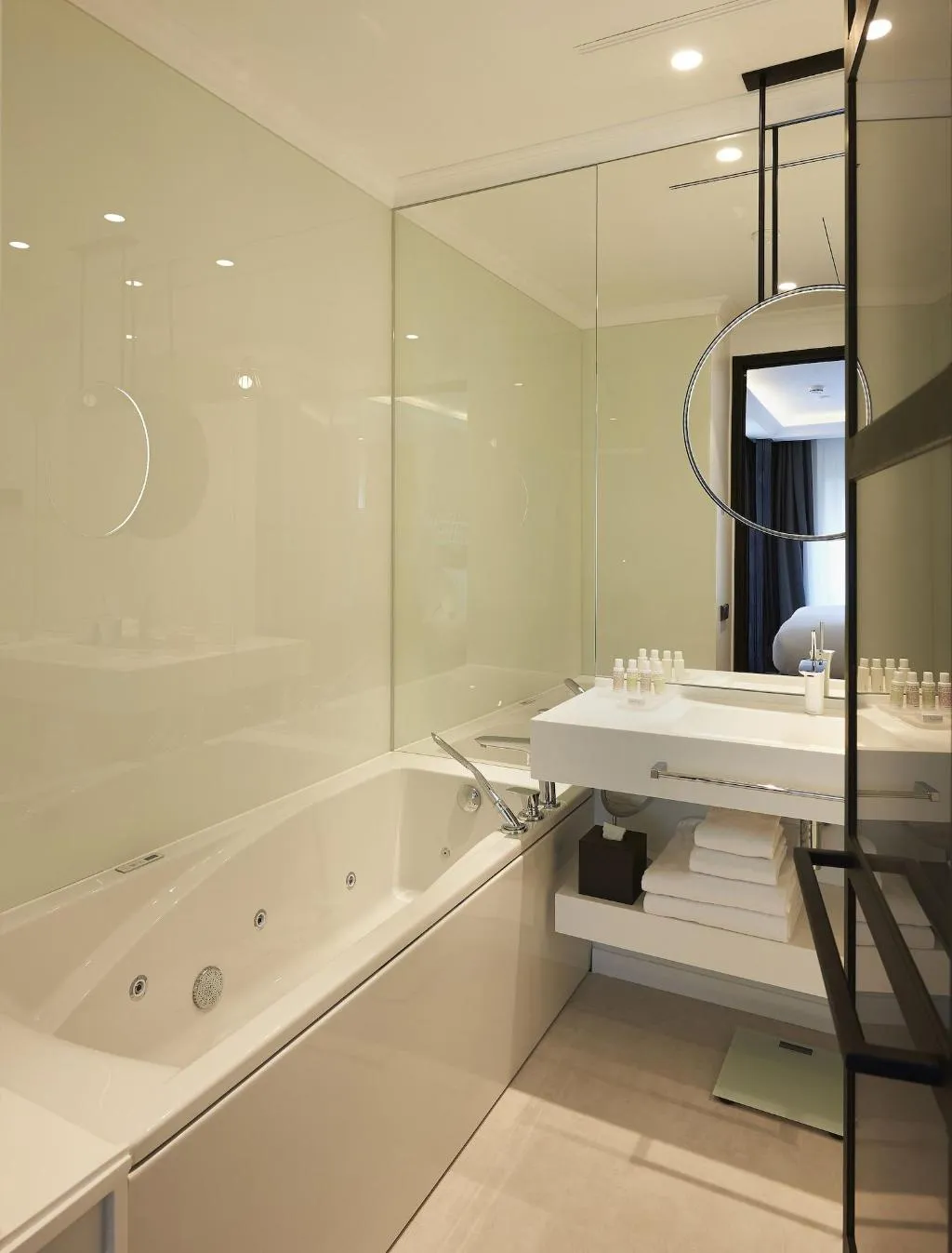 Room, The Serras Hotel Barcelona, Barcelona