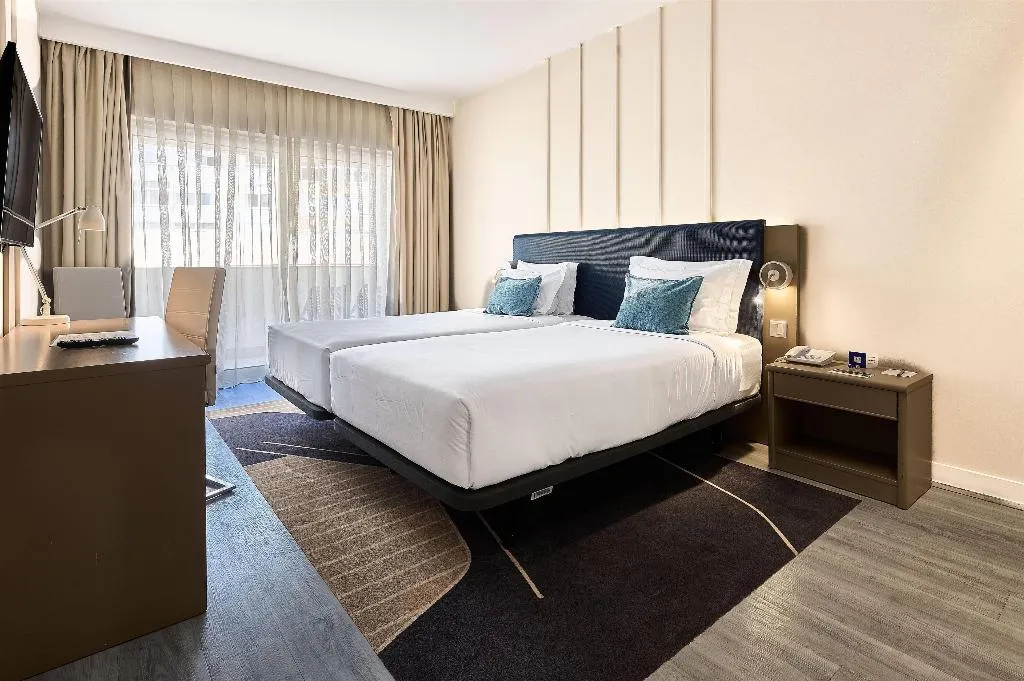 Room, Tryp Lisboa Caparica Mar Hotel, Lisbon