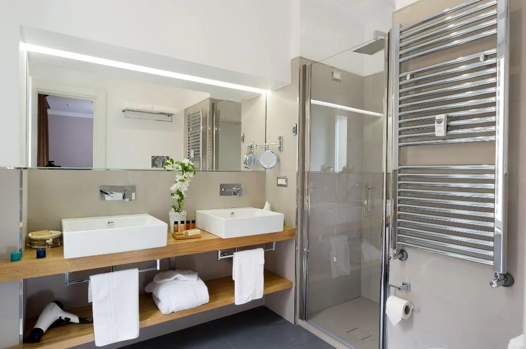 Room, Vico Rooms And Terrace, Rome