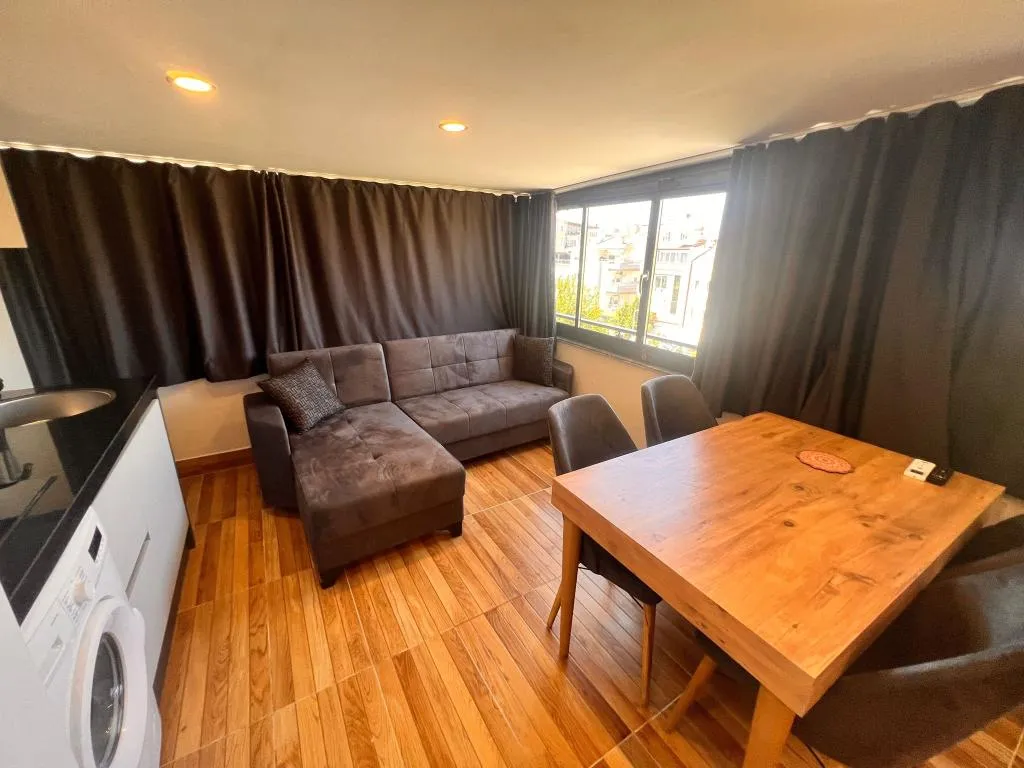 Room, Hayal Fener, Antalya