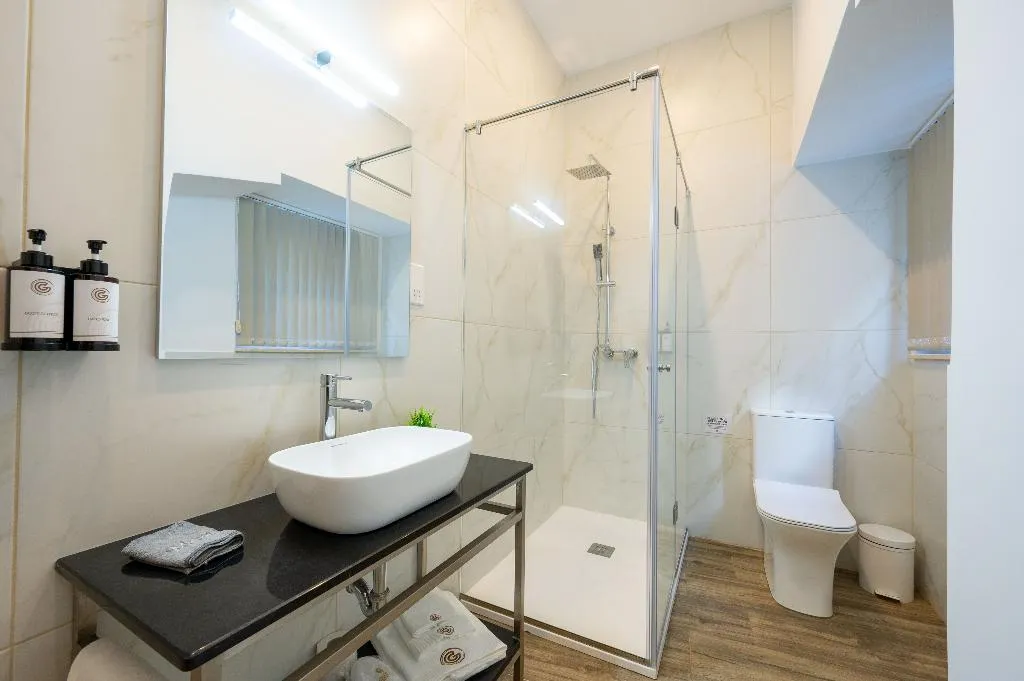 DOUBLE CLASSIC Room, C4 Retreats Gozo, Gozo