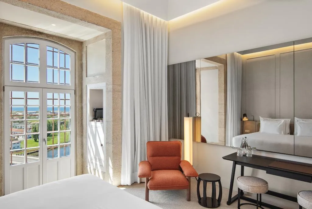 Double or Twin DELUXE Room, The Lince Santa Clara, Porto