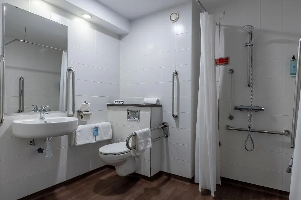 Double or Twin Accessible Room, Travelodge Barcelona Poblenou, Barcelona