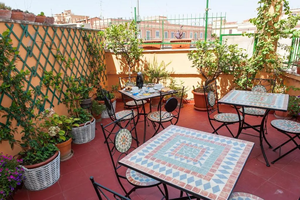 Terrace, Casa Via Cesena, Naples