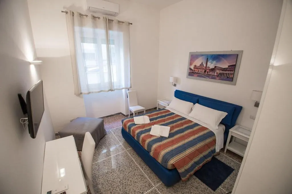 Room, Desiderio Di Roma, Naples