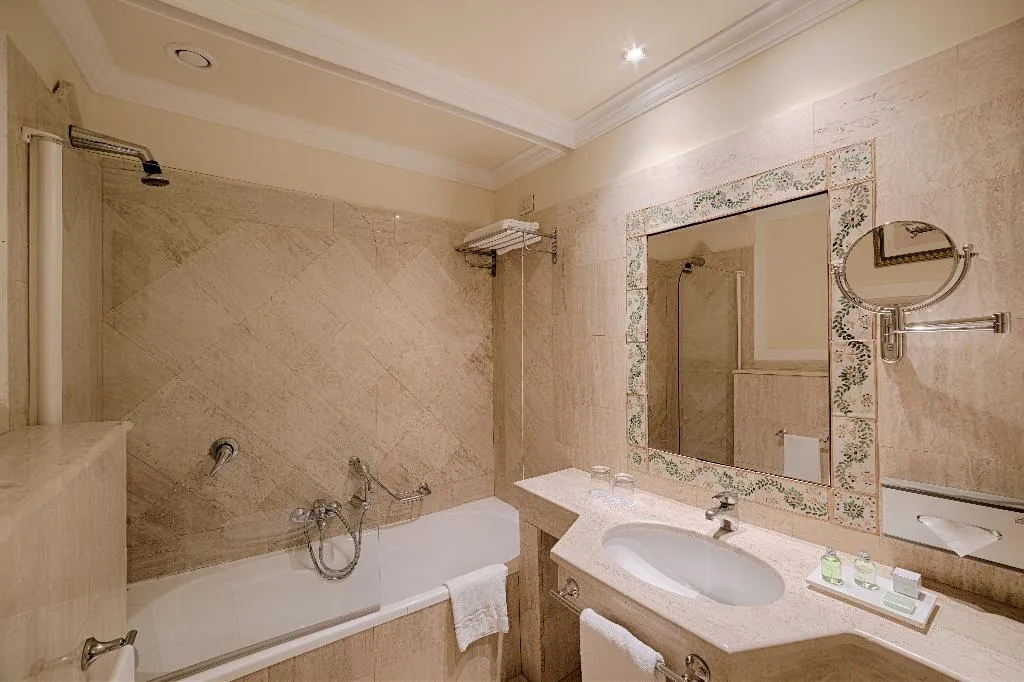 DOUBLE WITH TERRACE Room, NH Caltagirone Villa San Mauro, Catania