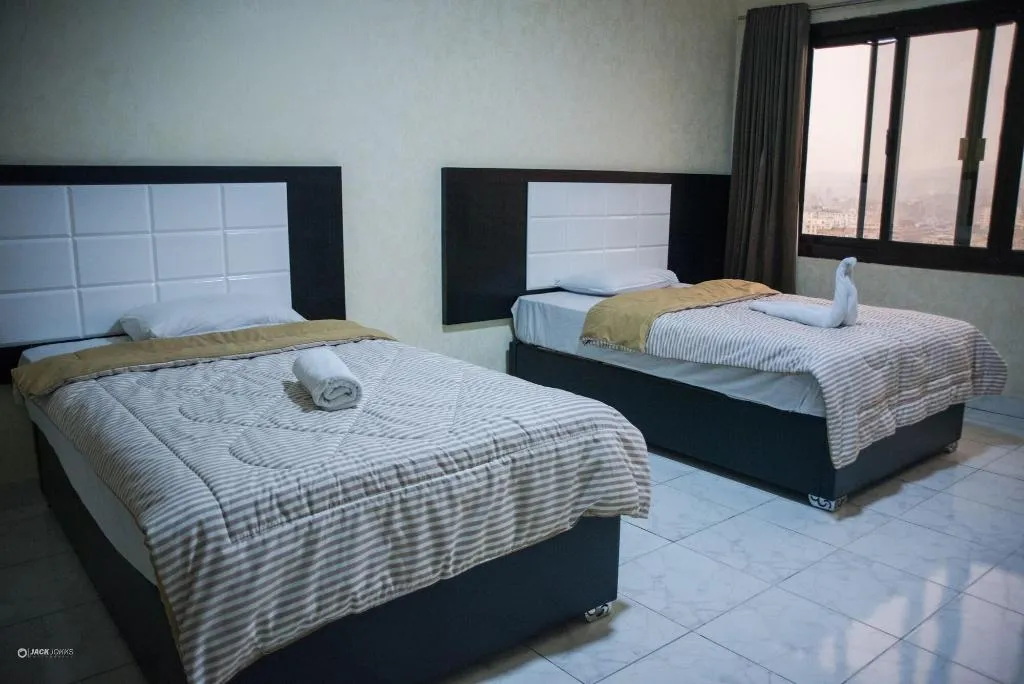 Room, Nile Sky Hotel and Suites, Cairo