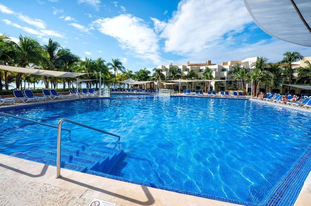 Pool, Viva Maya by Wyndham, Trademark All-Inclusive, Cancun Area