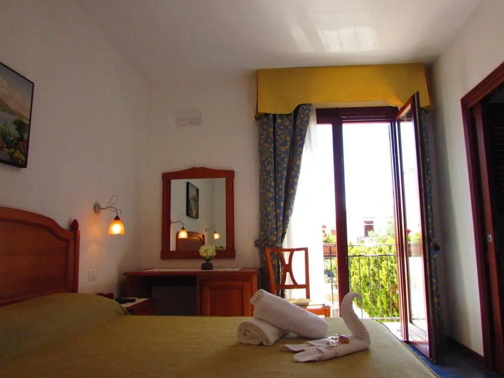 Room, Hotel La Meridiana, Palermo