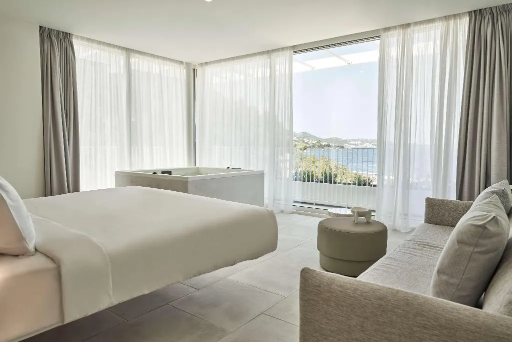 Room, Radisson Resort Plaza Skiathos, Skiathos