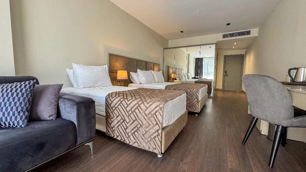 TRIPLE STANDARD Room, Alice Hotel Antalya, Antalya