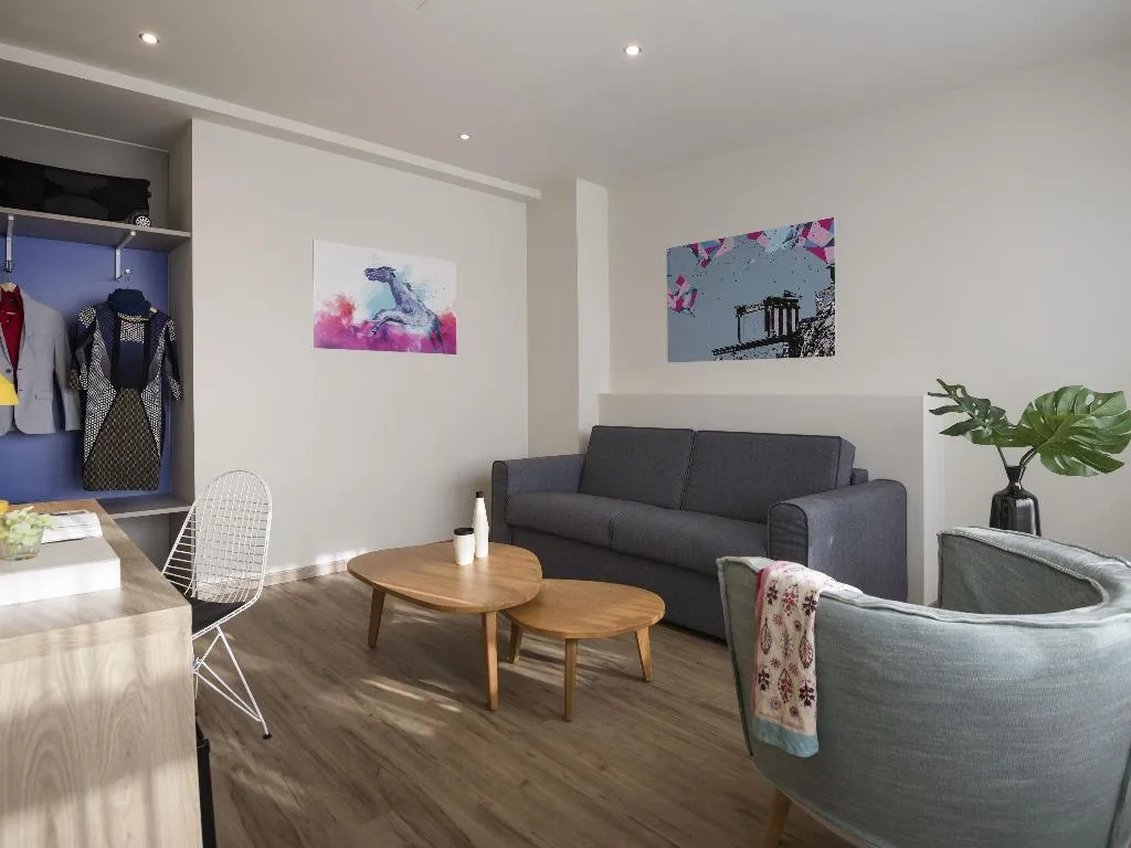 SUITE PREMIUM Room, Ibis Styles Athens Routes, Athens