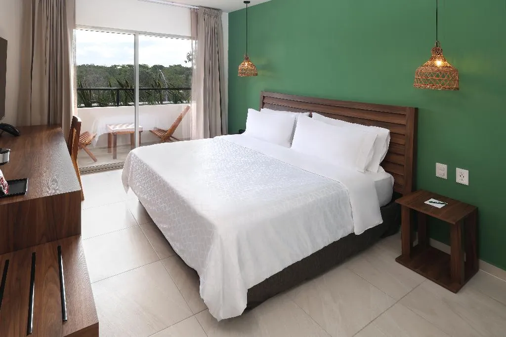 DOUBLE WITH VIEWS Room, Holiday Inn Tulum Downtown, Cancun Area