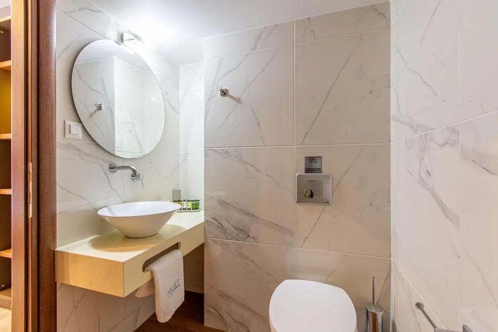 Room, Minaret Suites & Apartments, Crete