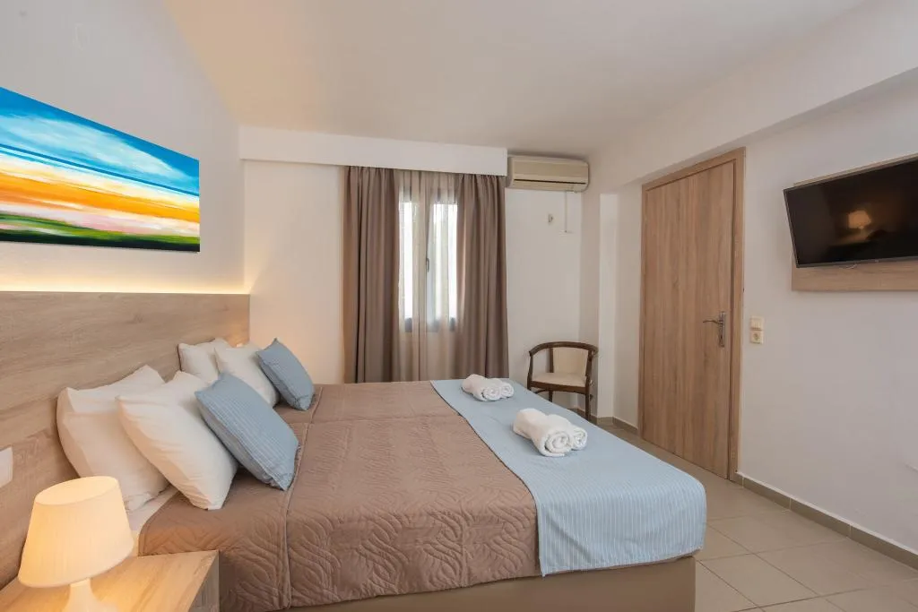 FAMILY ROOM STANDARD Room, Sunshine Village - Hotel, Crete