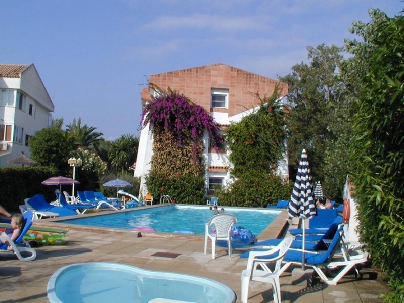 Exterior, Leo Apts., Majorca
