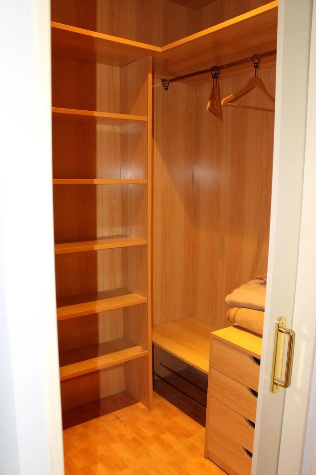 Room, Apartahotel Villa De Parla, Madrid