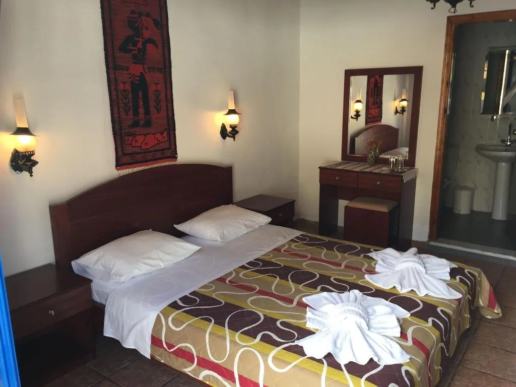 Room, Daskalogiannis Hotel, Crete
