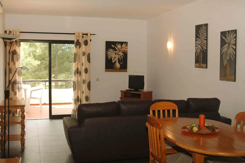 APARTMENT SUPERIOR TWO BEDROOMS Room, Turiquintas, Algarve