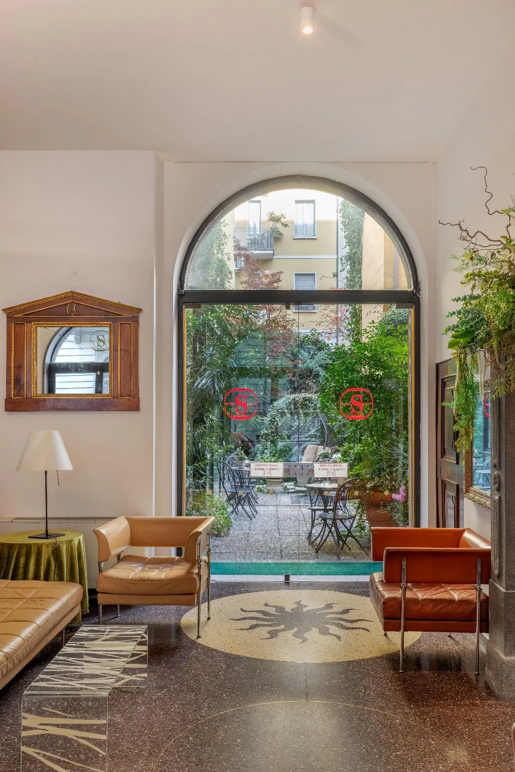 Lobby, Sanpi Milano, Milan