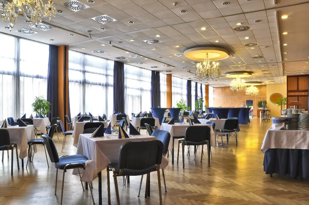 Conferences, Olympik, Prague