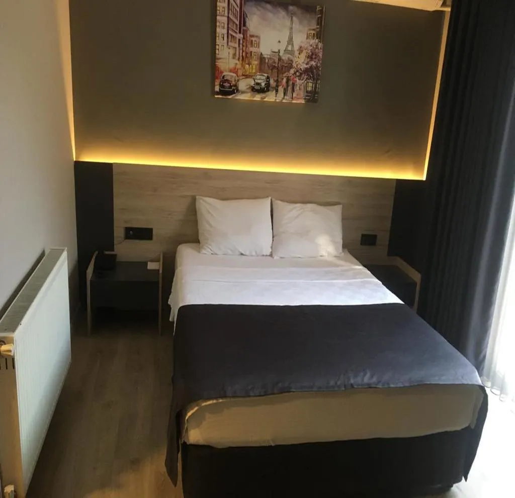 DOUBLE DELUXE Room, Grand Faik Hotel, Izmir