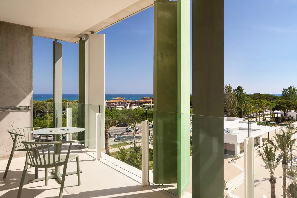 JUNIOR SUITE CAPACITY 4 Room, Atzavara Hotel Spa, Costa Brava