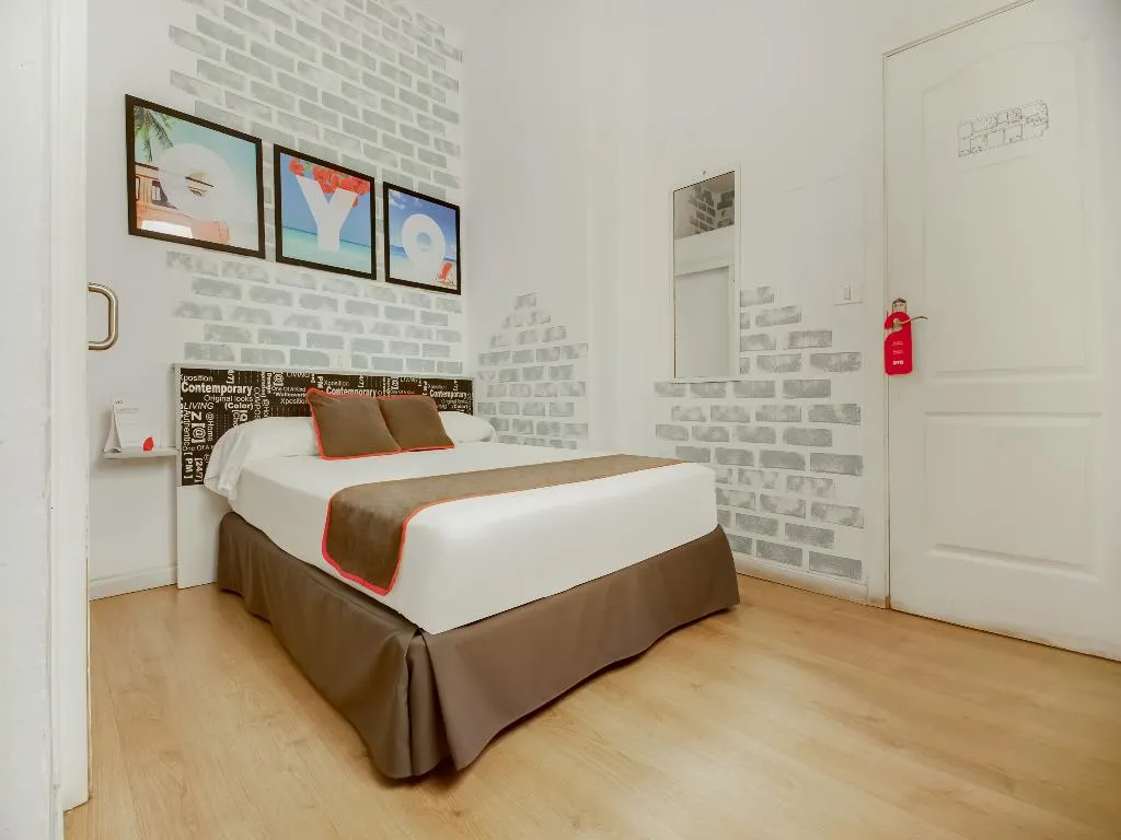 TRIPLE STANDARD Room, OYO Bora Bora The Hotel, Gran Canaria