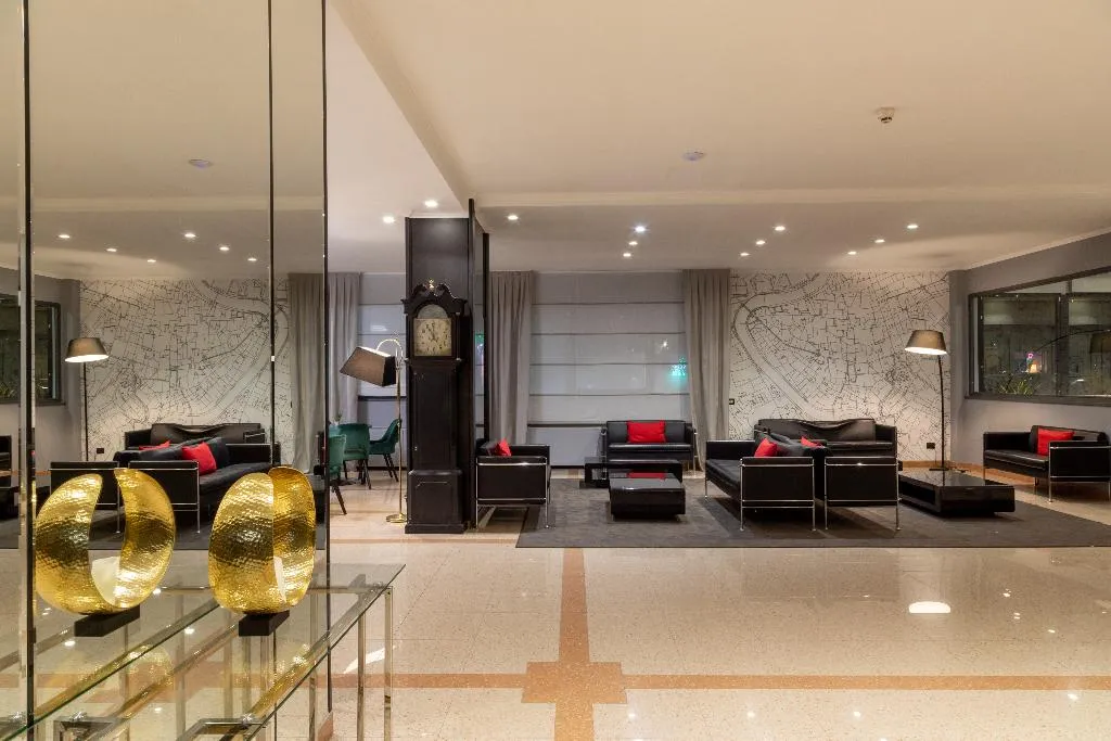 Lobby, Marc'Aurelio, Rome