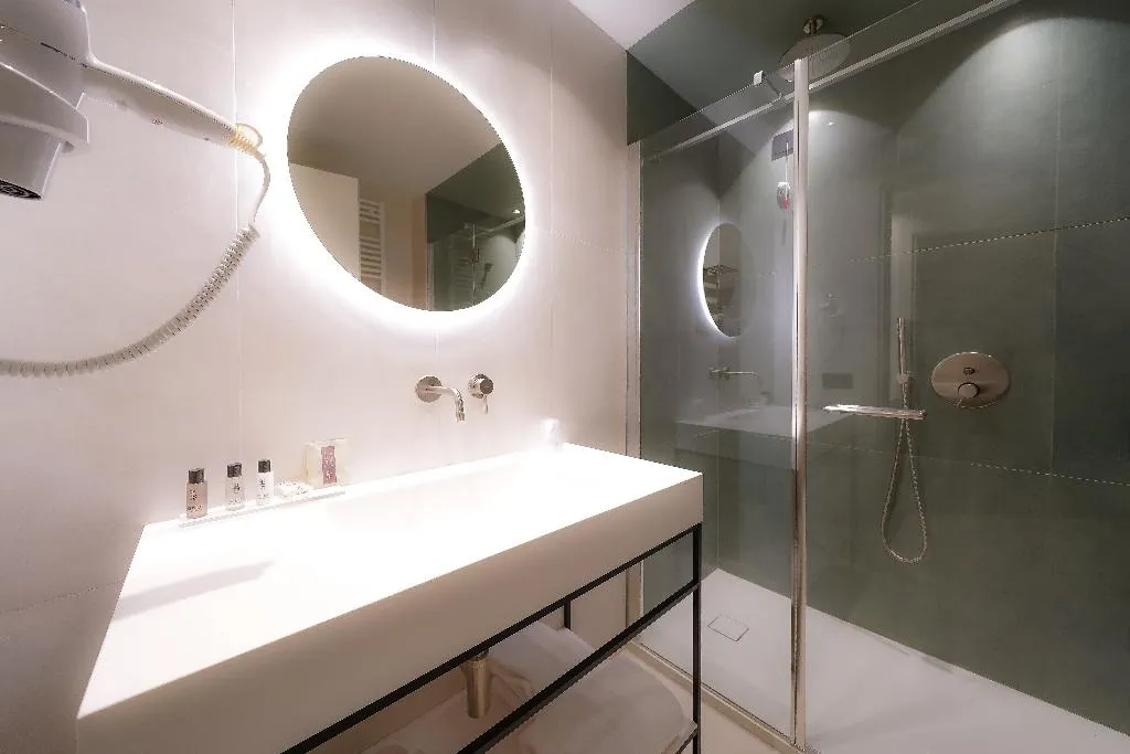 Room, Bergamo INN 21, Milan
