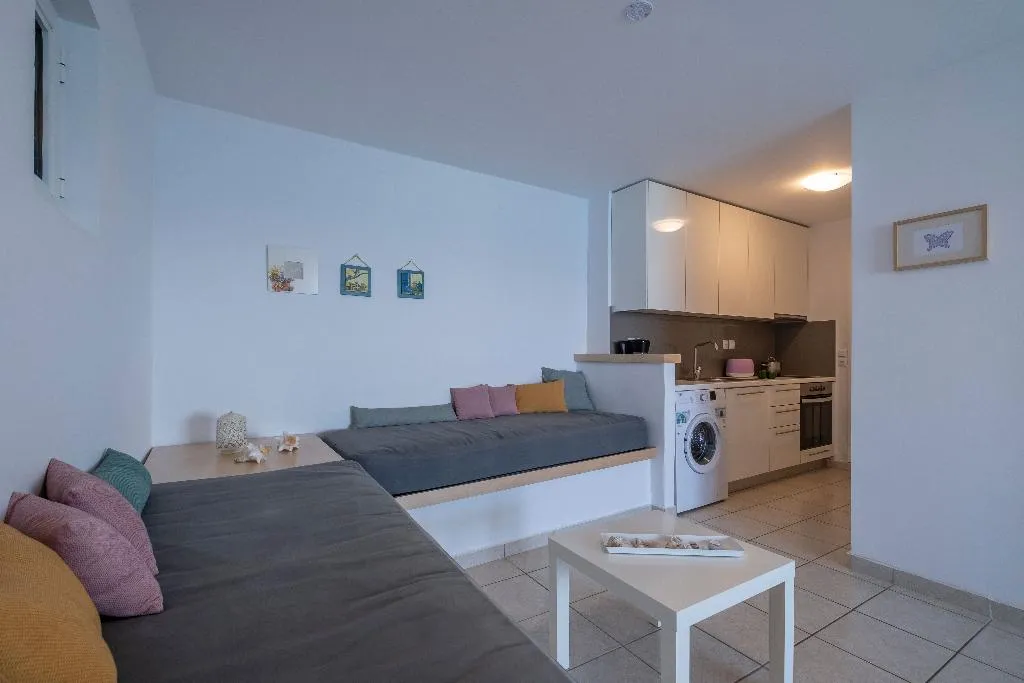 APARTMENT SEA VIEW Room, Meli Apartments & Villas, Kalamata